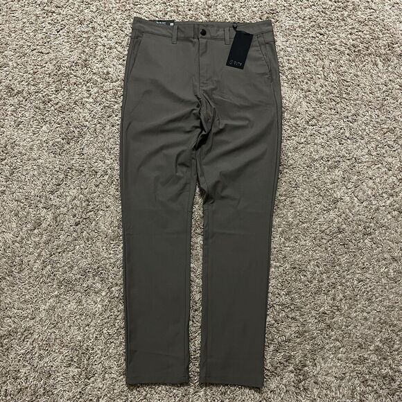 NEW $124 Cuts AO Versaknit Slim Fit Athletic Performance Chino Pants 30x32 - Picture 1 of 7